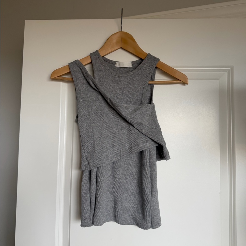 Gray top